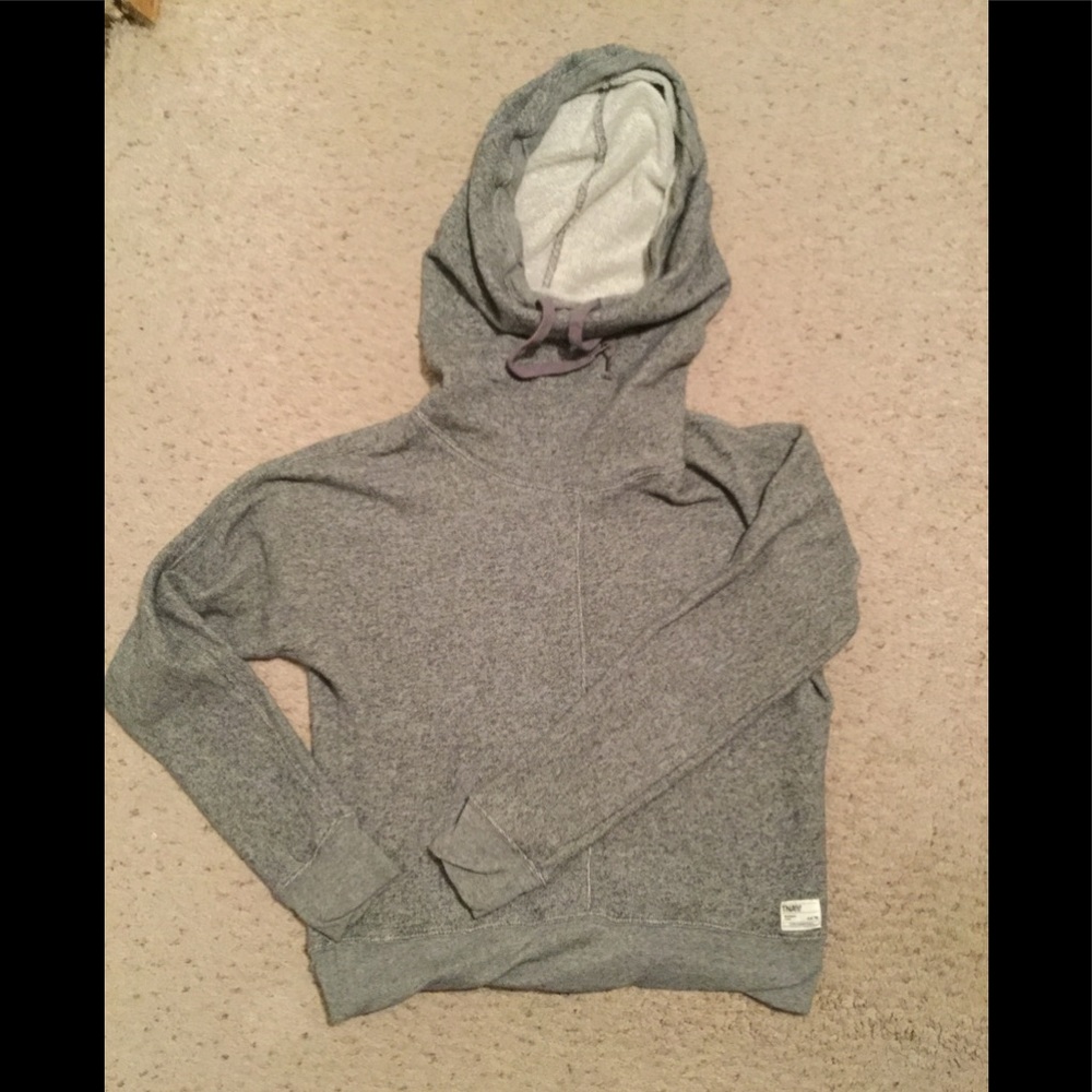 Aritiza TNA cozy hoodie